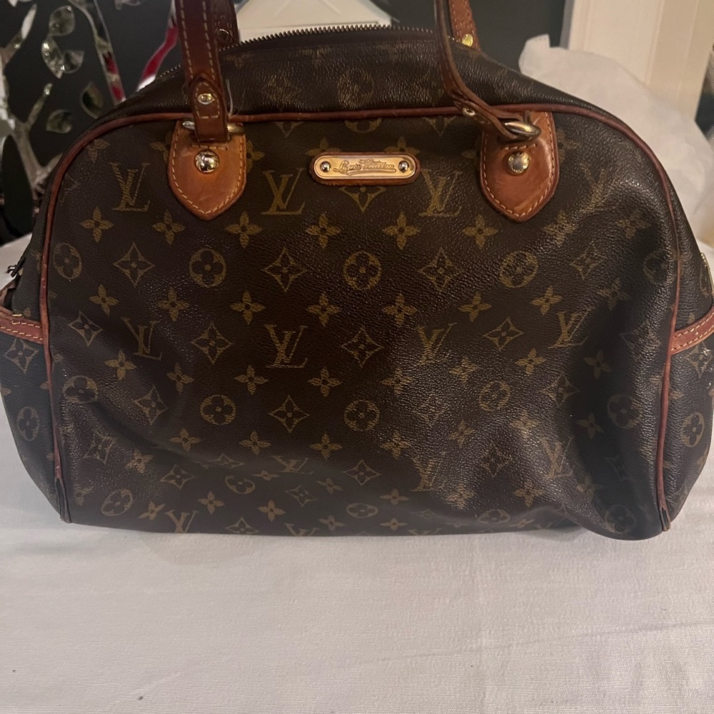 Louis Vuitton Purse